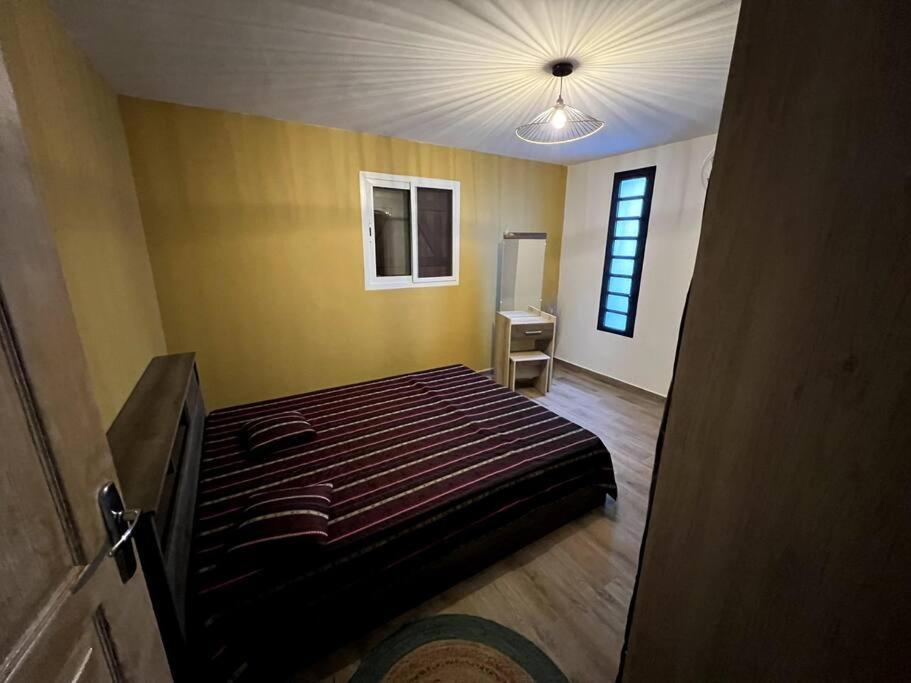 Jolie Petite Maison A La Campagne Le Moule Bagian luar foto